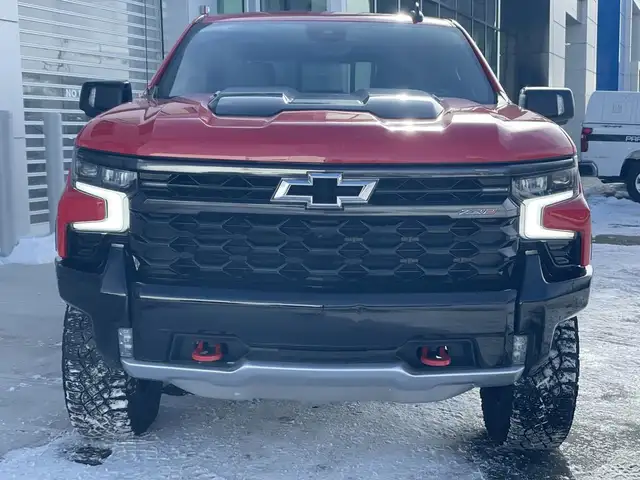 2024 Chevrolet Silverado 1500 ZR2 - Photo 2