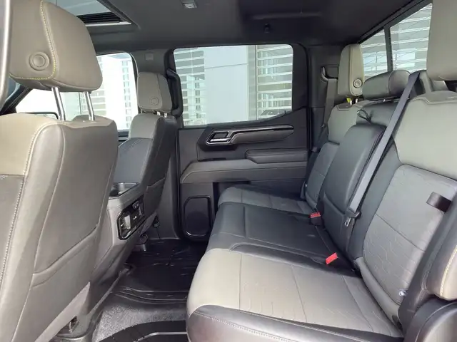 2024 Chevrolet Silverado 1500 ZR2 - Photo 23