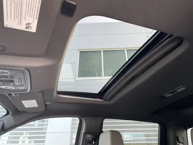 2024 Chevrolet Silverado 1500 ZR2 - Photo 32