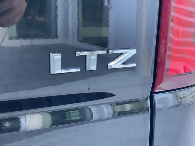 2025 Chevrolet Silverado 1500 LTZ - Photo 7