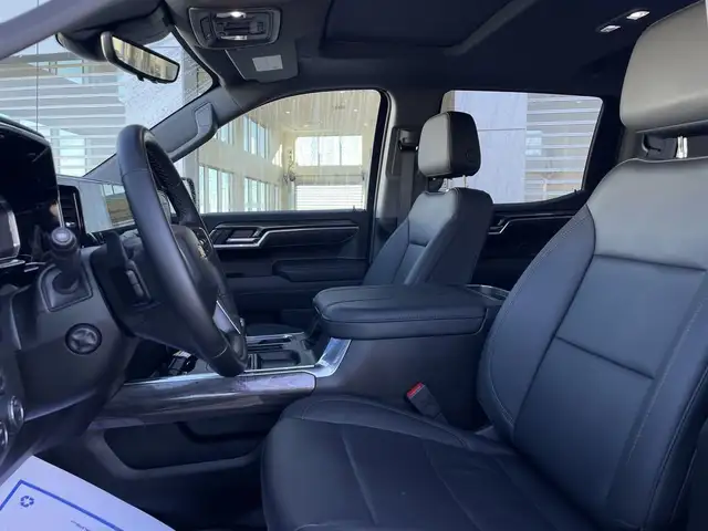 2025 Chevrolet Silverado 1500 LTZ - Photo 14
