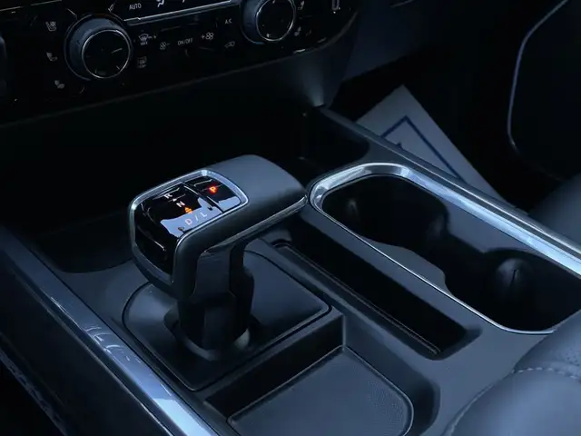 2025 Chevrolet Silverado 1500 LTZ - Photo 19