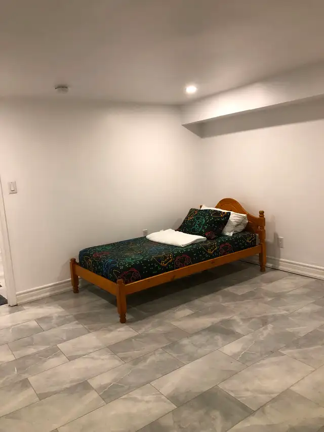 Rooms for Rent for Females to Share at Bellamy Rd n Lawrence Ave - Photo 6