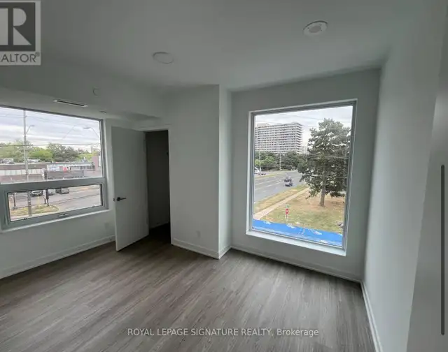 3 Bedroom 2 Bathroom Apartment Vaughan - Photo 4