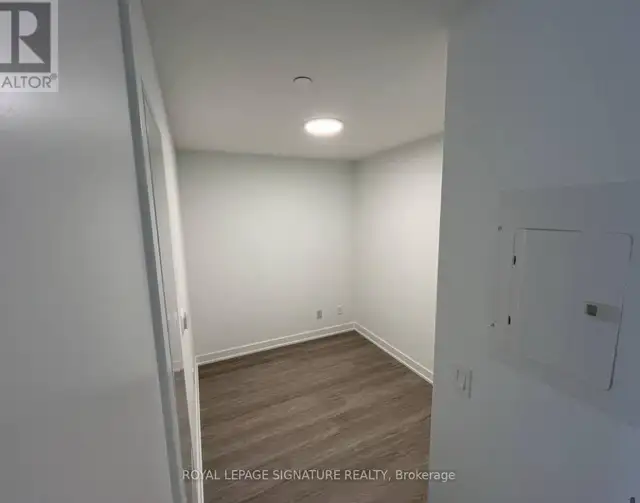 3 Bedroom 2 Bathroom Apartment Vaughan - Photo 7