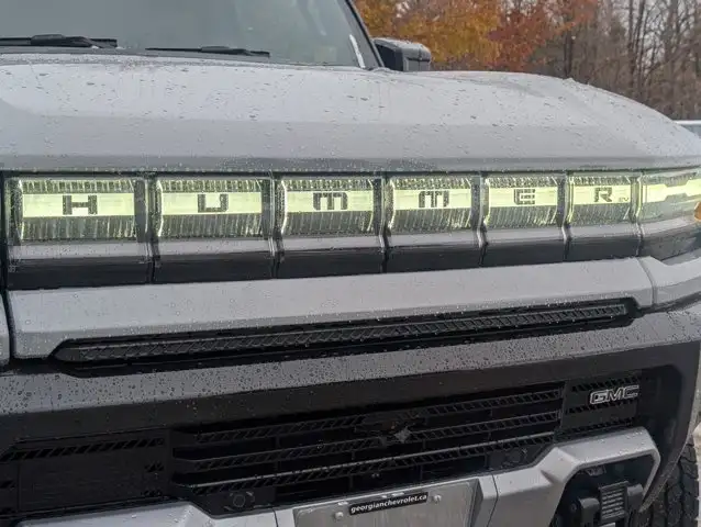2026 GMC HUMMER EV SUV 2X- Infinity Roof - Bose Speaker System - Photo 8