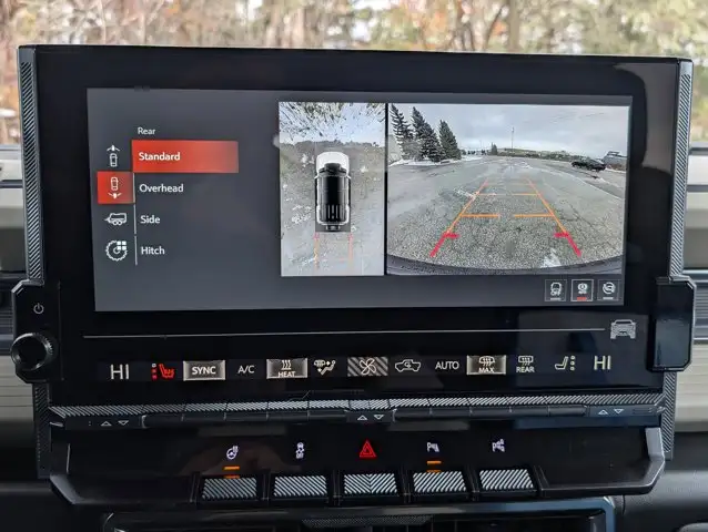 2026 GMC HUMMER EV SUV 2X- Infinity Roof - Bose Speaker System - Photo 22