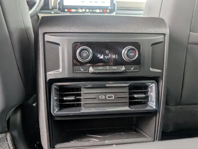 2026 GMC HUMMER EV SUV 2X- Infinity Roof - Bose Speaker System - Photo 27