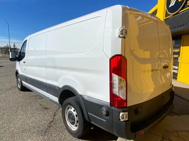 2020 Ford Transit Cargo Van - BLUETOOTH, REAR A/C, PROTECTIVE DO - Photo 3