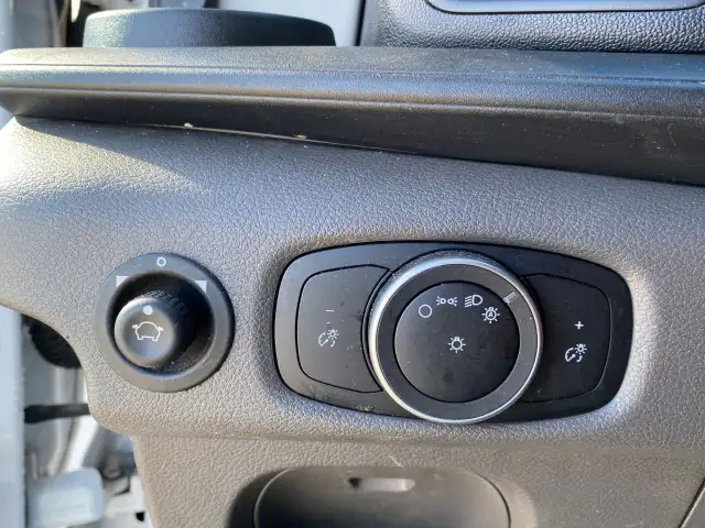 2020 Ford Transit Cargo Van - BLUETOOTH, REAR A/C, PROTECTIVE DO - Photo 11