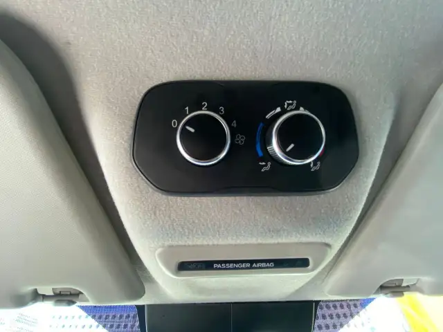 2020 Ford Transit Cargo Van - BLUETOOTH, REAR A/C, PROTECTIVE DO - Photo 17