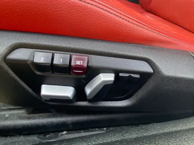 2016 BMW 4 Series 428i xDrive - TWIN-TURBO & AWD - Photo 23