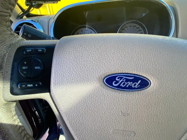 2006 Ford Explorer Limited - Photo 10