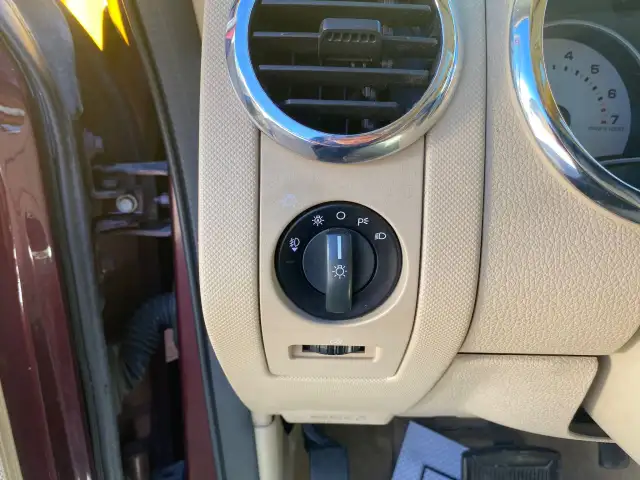 2006 Ford Explorer Limited - Photo 12