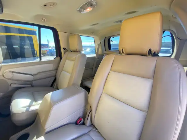 2006 Ford Explorer Limited - Photo 25