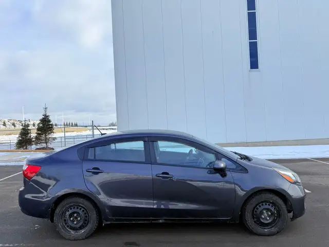 2012 Kia Rio LX 4dr Sedan - Photo 8