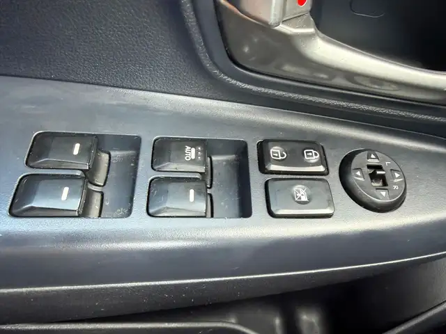 2012 Kia Rio LX 4dr Sedan - Photo 16