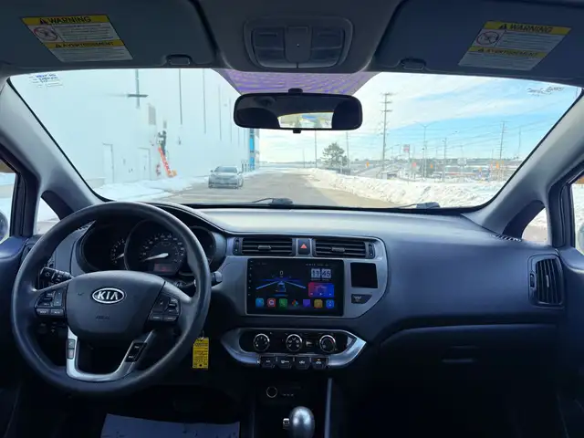 2012 Kia Rio LX 4dr Sedan - Photo 17