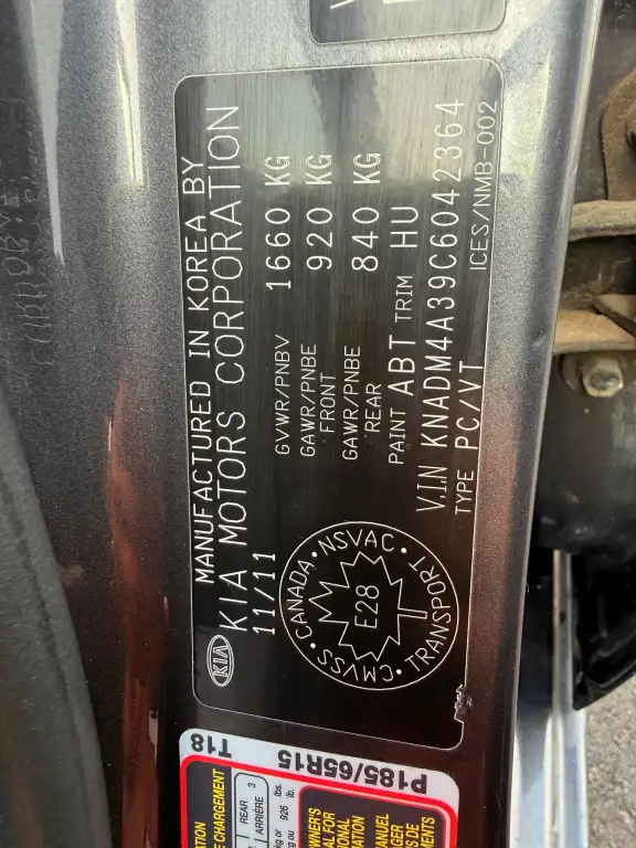 2012 Kia Rio LX 4dr Sedan - Photo 21