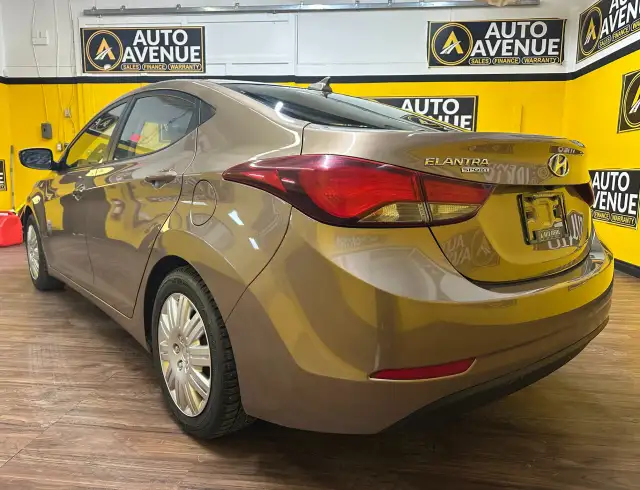 2016 Hyundai Elantra Sport - SUNROOF! BACKUP CAMERA! HEATED SEAT - Photo 3