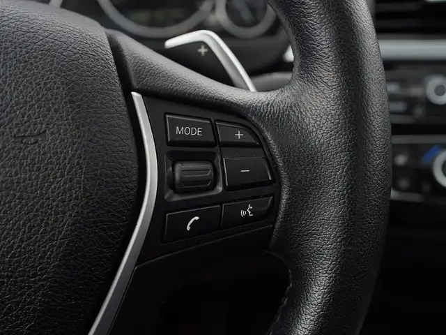 2016 BMW 328i xDrive AWD, Leather Seats, Sunroof, Cruise Control - Photo 13