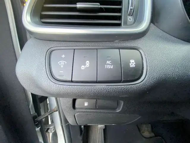 2016 Kia Sorento 3.3L EX  - PANORAMIC SUNROOF, HEATED STEERING W - Photo 11