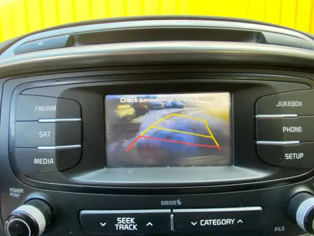 2016 Kia Sorento 3.3L EX  - PANORAMIC SUNROOF, HEATED STEERING W - Photo 17