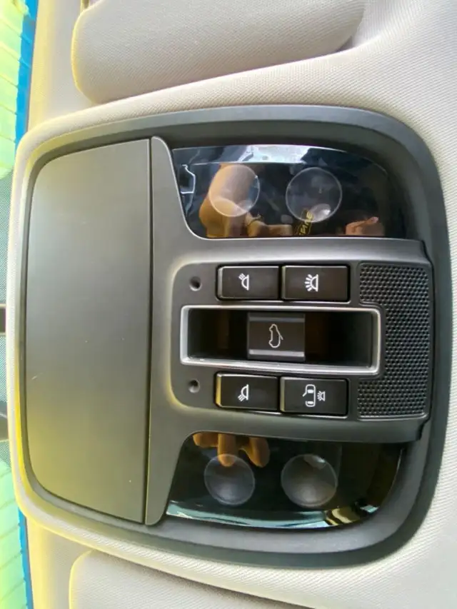 2016 Kia Sorento 3.3L EX  - PANORAMIC SUNROOF, HEATED STEERING W - Photo 20