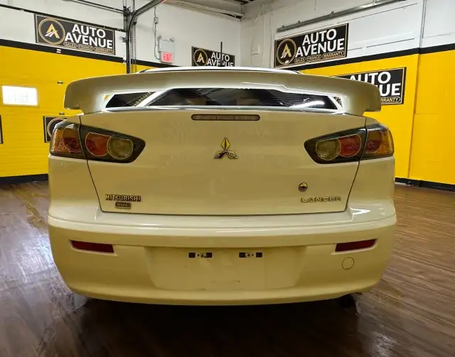 2014 Mitsubishi Lancer GT - AWD! SUNROOF! HEATED SEATS! LEATHER! - Photo 4