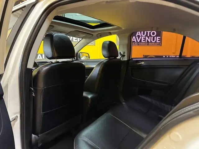 2014 Mitsubishi Lancer GT - AWD! SUNROOF! HEATED SEATS! LEATHER! - Photo 11