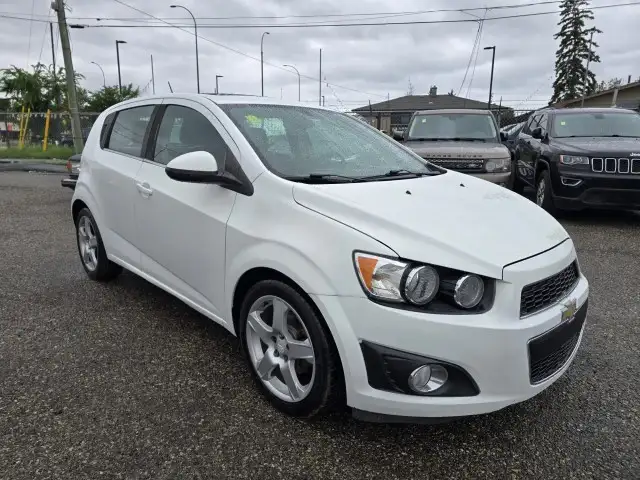 2016 Chevrolet Sonic LT - BLUETOOTH, SUNROOF, FOLDING REAR SEATS - Photo 7
