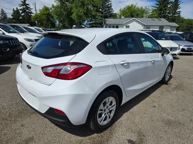 2019 Chevrolet Cruze LS - APPLE CARPLAY, ANDROID AUTO, 7 INCH TO - Photo 5