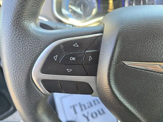 2016 Chrysler 200 LX - KEYLESS ENTRY, PUSH TO START! - Photo 20