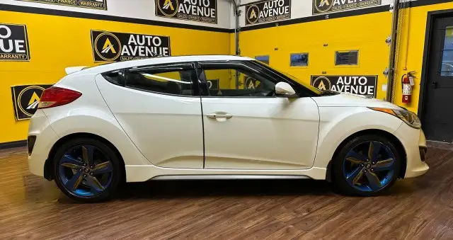 2013 Hyundai Veloster Turbo - NAVI! LEATHER! SUNROOF! - Photo 6