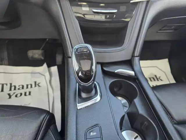 2018 Cadillac XT5 AWD - LUXURY 3.6 V6 SUV! LEATHER! SUNROOF! - Photo 13