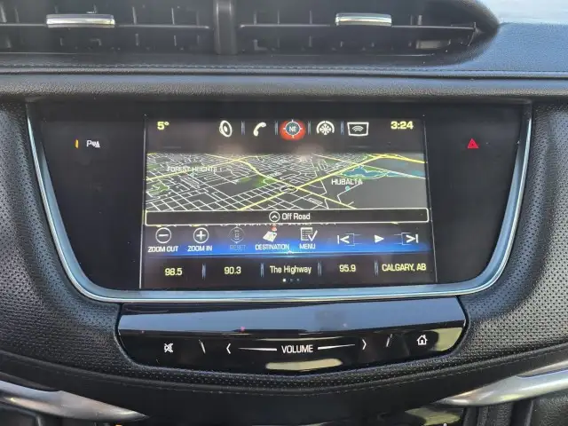 2018 Cadillac XT5 AWD - LUXURY 3.6 V6 SUV! LEATHER! SUNROOF! - Photo 17