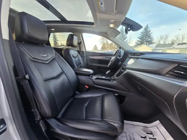 2018 Cadillac XT5 AWD - LUXURY 3.6 V6 SUV! LEATHER! SUNROOF! - Photo 26