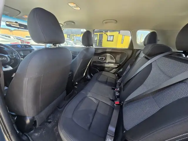 2017 Kia Soul EX - PREMIUM AUDIO SYSTEM - Photo 10