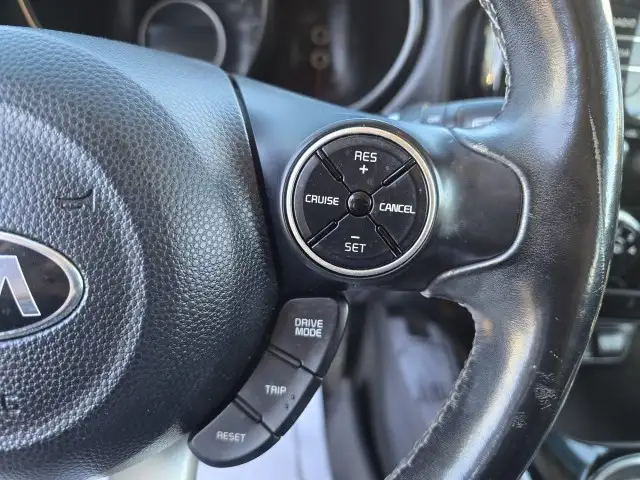 2017 Kia Soul EX - PREMIUM AUDIO SYSTEM - Photo 18