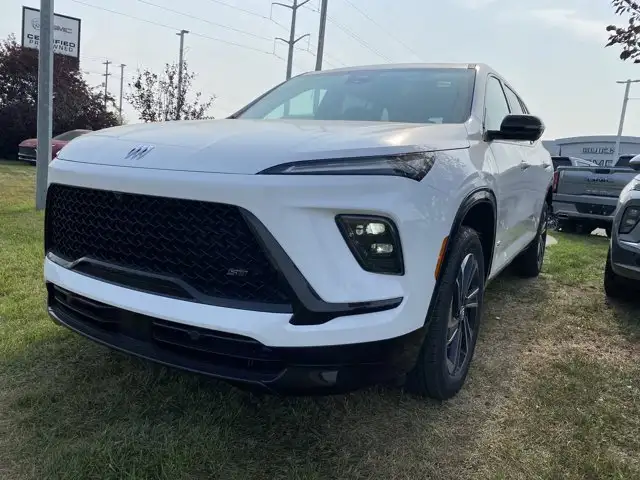 2026 Buick Enclave Sport Touring - Photo 2