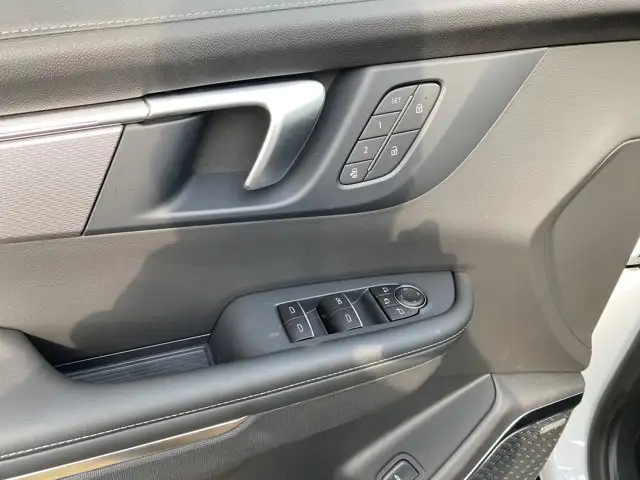 2026 Buick Enclave Sport Touring - Photo 22