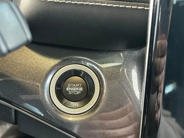 2021 Jeep Grand Cherokee L Laredo Accident Free|| Altitude||... - Photo 9