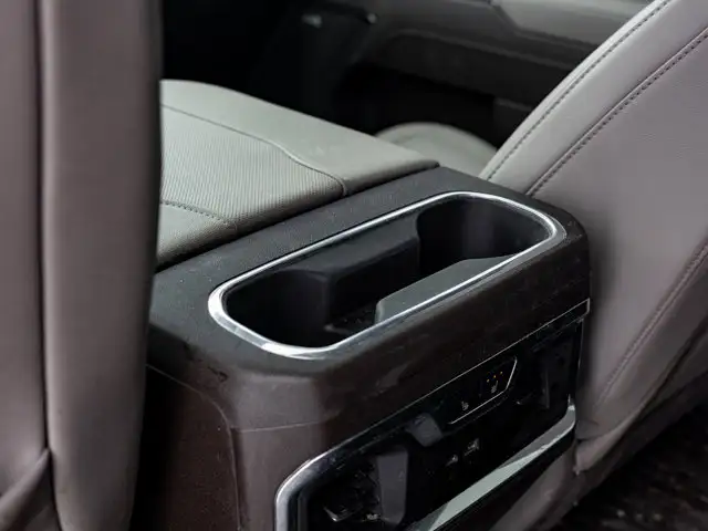2025 GMC Sierra 1500 SLT - Photo 18