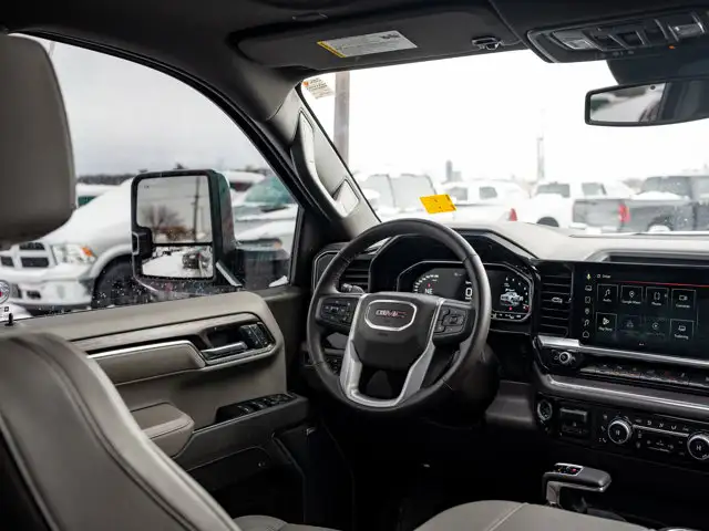2025 GMC Sierra 1500 SLT - Photo 26