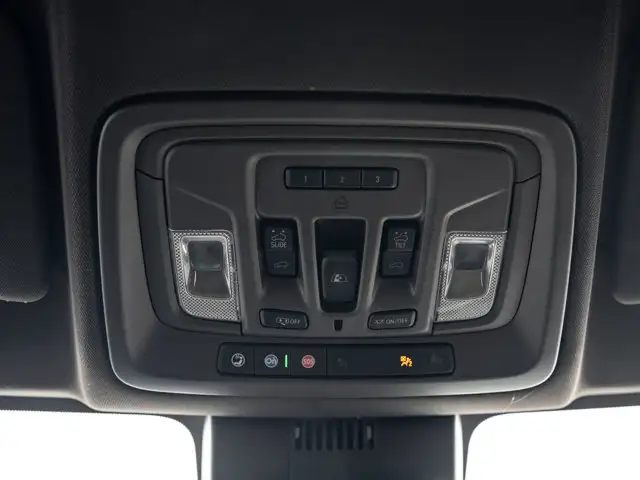 2025 GMC Sierra 1500 SLT - Photo 38