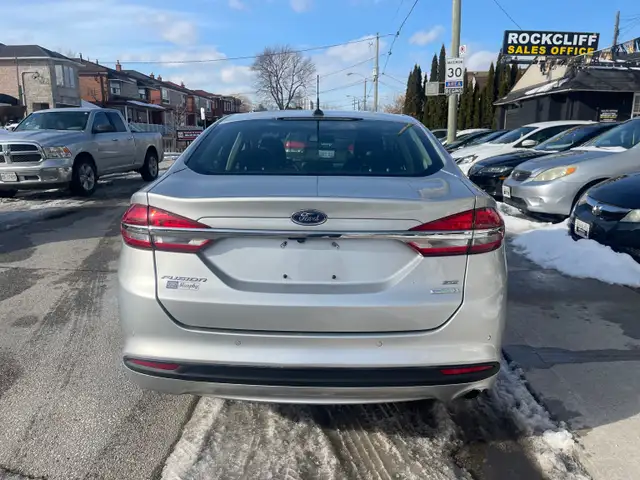 2018 Ford Fusion SE - Photo 6