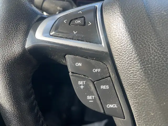 2018 Ford Fusion SE - Photo 11