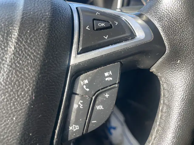 2018 Ford Fusion SE - Photo 12