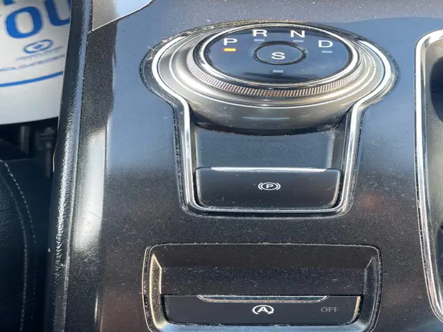 2018 Ford Fusion SE - Photo 18