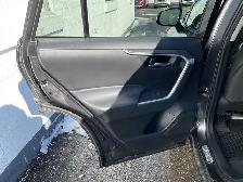 2024 Toyota RAV4 XLE - Photo 19